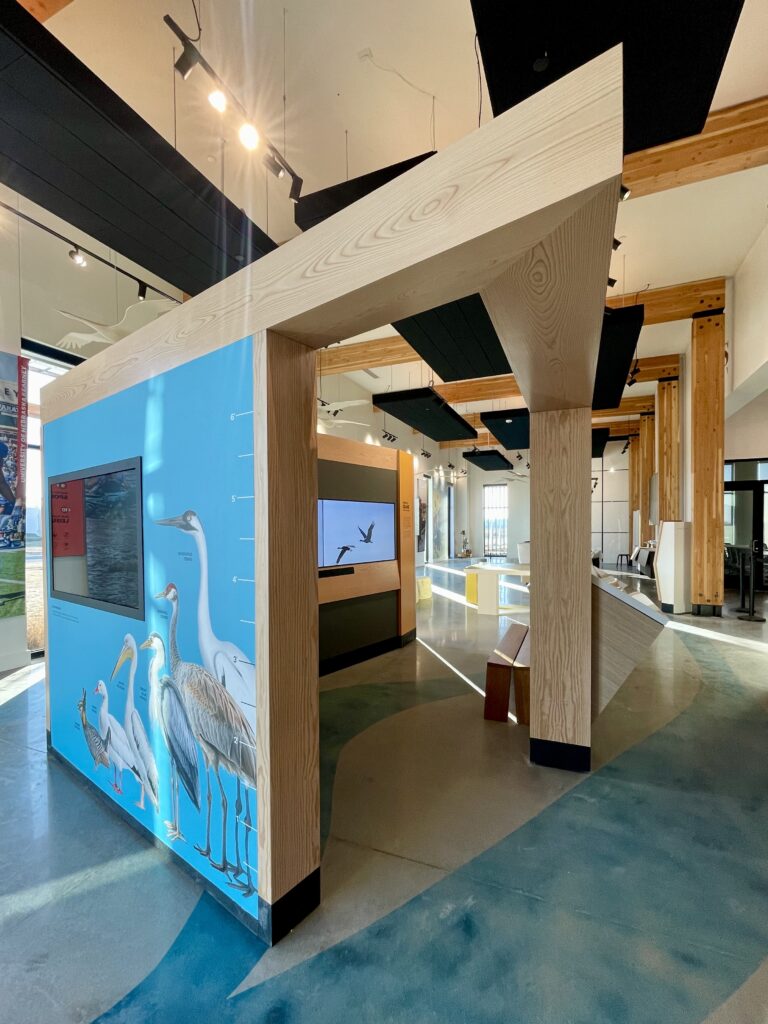 Screens with crane information and pictures. 